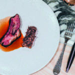 PLAT-DE-CÔTES AMÉRICAIN ET TOAST À LA TRUFFE