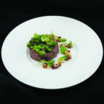 TARTARE DE SELLE DE CHEVREUIL CŒUR DE CHOUX DE BRUXELLES BOLETS DE NOS FORÊTS
