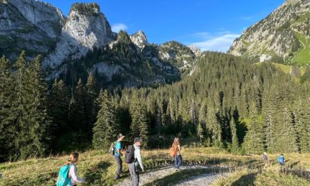 PASSEPORT VACANCES, LA DÉCOUVERTE CYNÉGÉTIQUE  POUR  LES  ÉCOLIERS