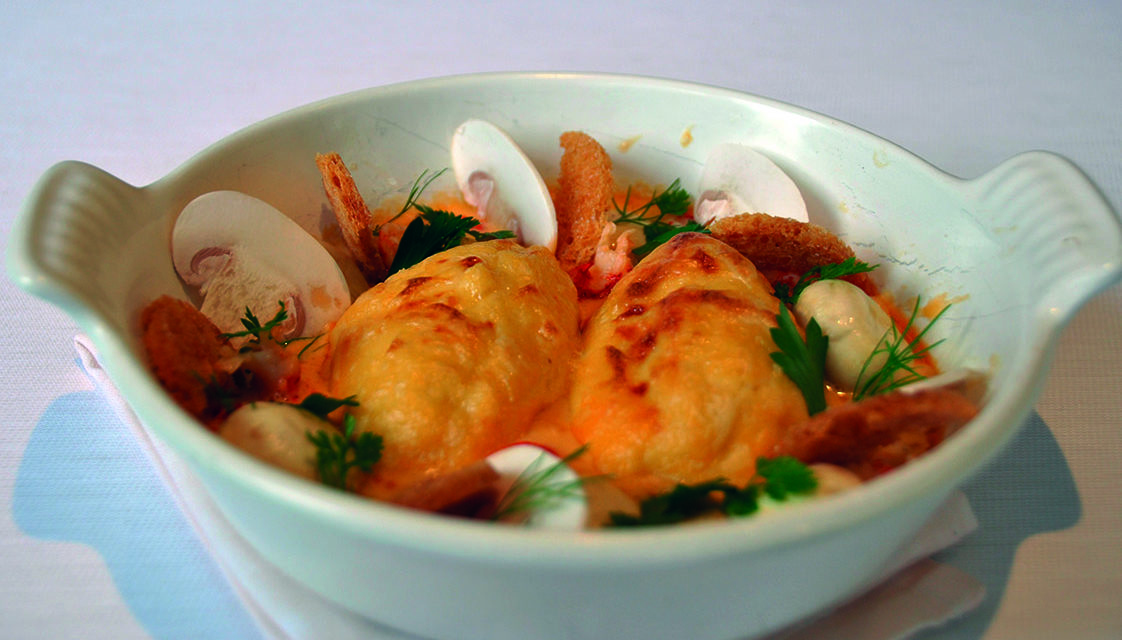 LES QUENELLES DE BROCHET GRATINÉES AUX ÉCREVISSES