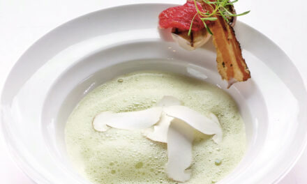 Velouté de cèpes et émulsion au cresson